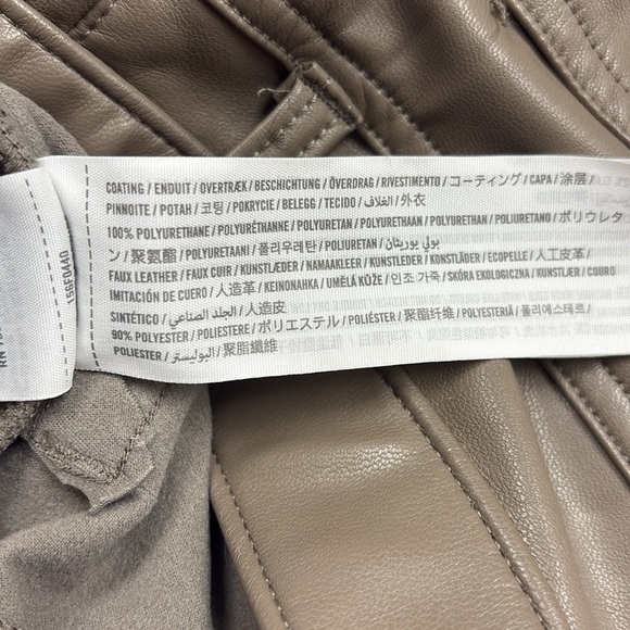 Abercrombie & Fitch '90s Straight Ultra High Rise Faux Leather Pant Olive Brown - Picture 9 of 11